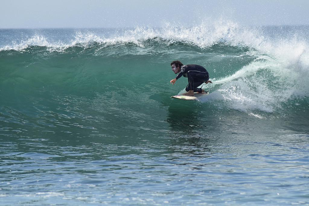 Moka Surfhouse Vandrehjem Ericeira Eksteriør billede